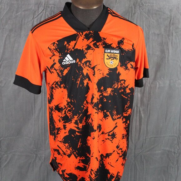 Local Soccer Jersey - Cliff Avenue FC Vancouver by Adidas - Men's Large - Picture 1 of 9